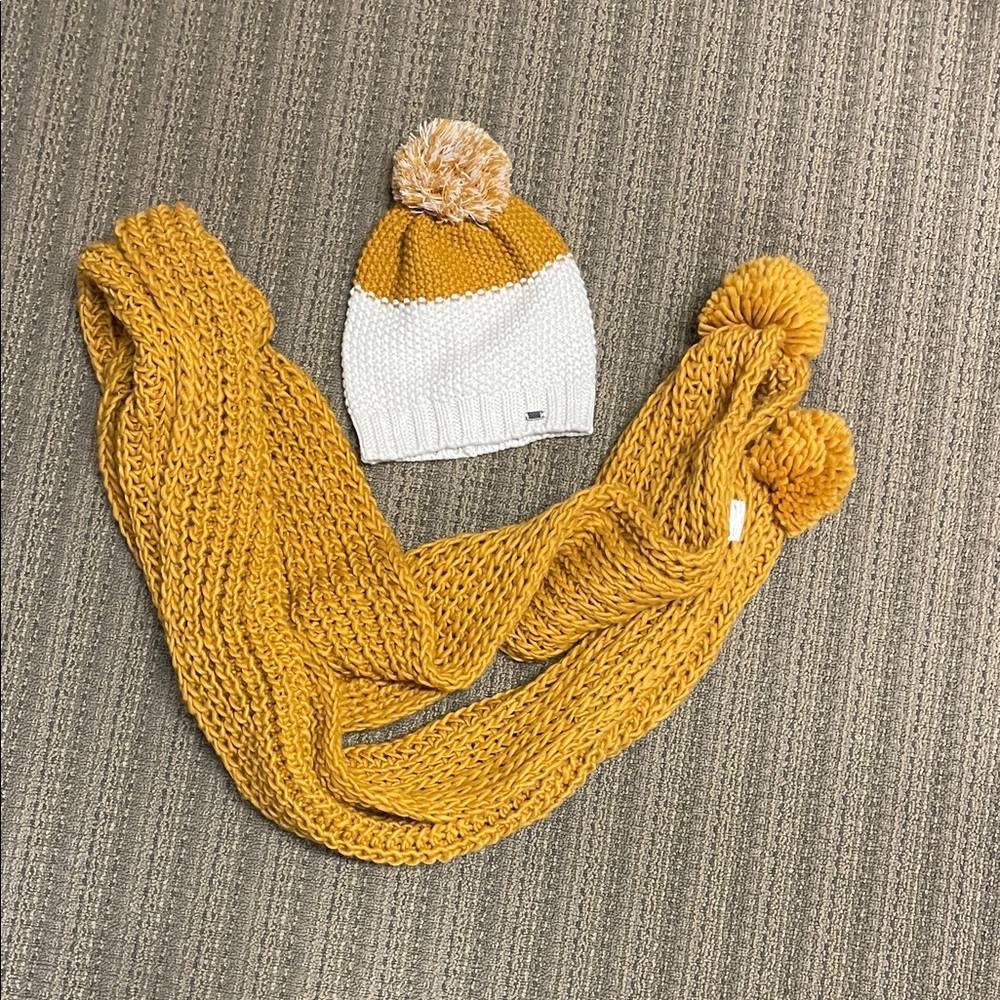 💛UpWest Mustard and White Knit Scarf and Hat Set 💛